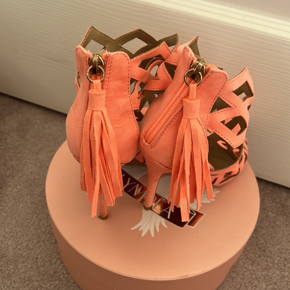 Beautiful heels - Picture 6 of 6